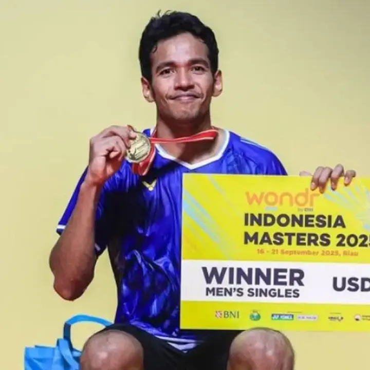 Chico Aura Dwi Wardoyo Raih Gelar Juara Indonesia Masters Super 100 2025