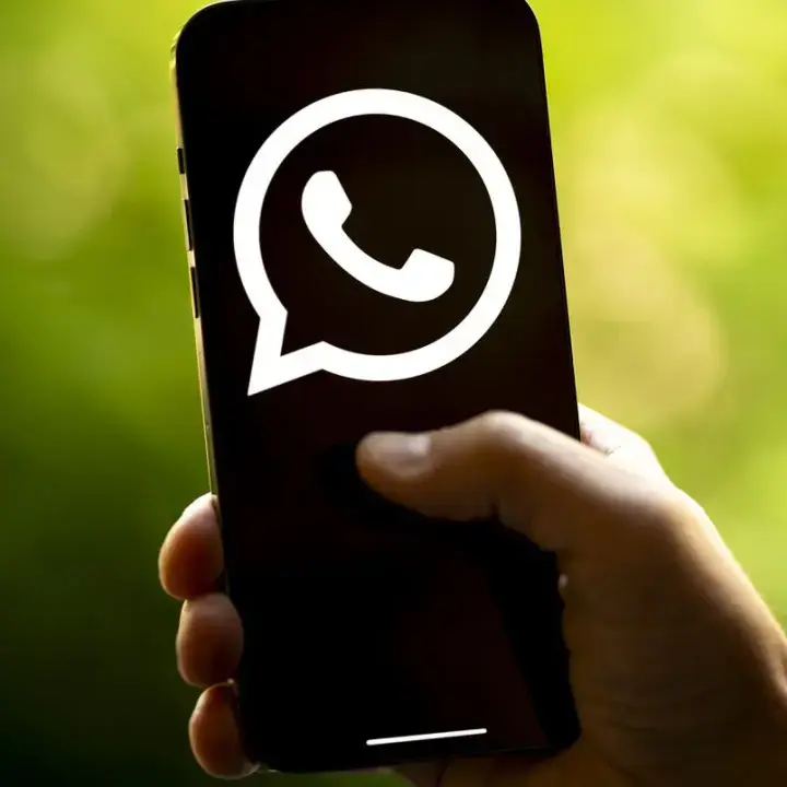 Begini Cara Mudah Pisahkan Chat Kerja dan Pribadi di WhatsApp!