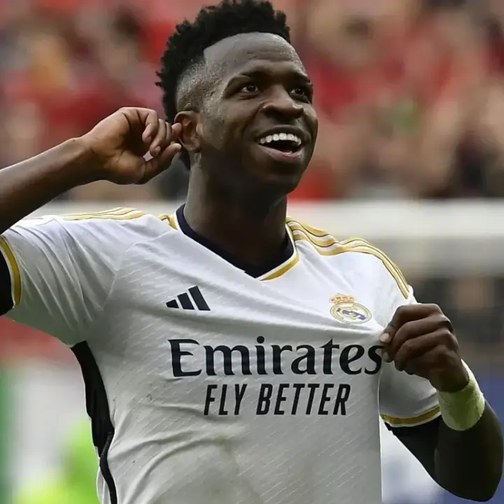 Masa Depan Vinicius Junior Kian Misterius, Klub Premier League Siap Bergerak