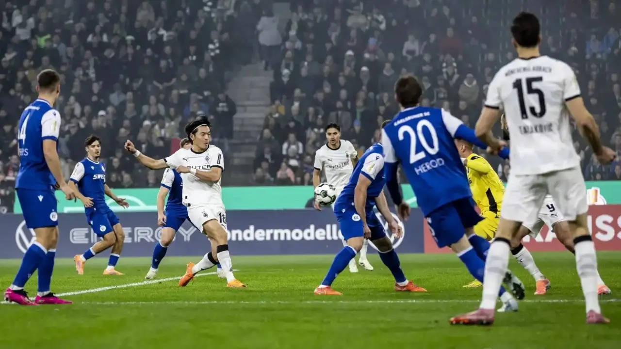 Borussia Monchengladbach Tembus 16 Besar Dfb Pokal 2025 2026, Eugen Polanski Puji Mental Tim