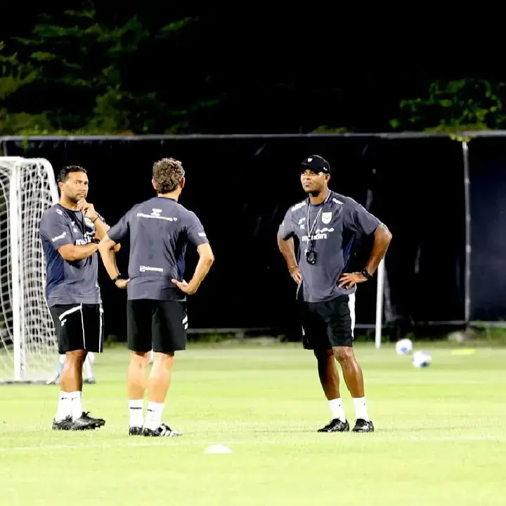 Patrick Kluivert Minta Skuad Timnas Indonesia Maksimalkan Dua Laga Terakhir Menuju Piala Dunia 2026