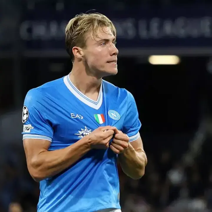 Dua Gol Hojlund Bawa Napoli Kalahkan Sporting CP 2-1 di Liga Champions