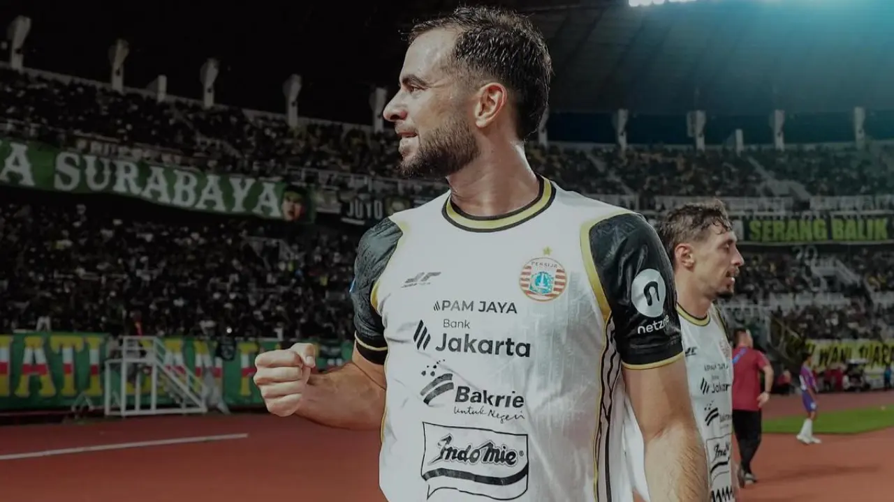 The Jakmania Dan Bonek Satu Tribun, Pelatih Persija Ini Momen Yang Luar Biasa Untuk Sepak Bola Indonesia