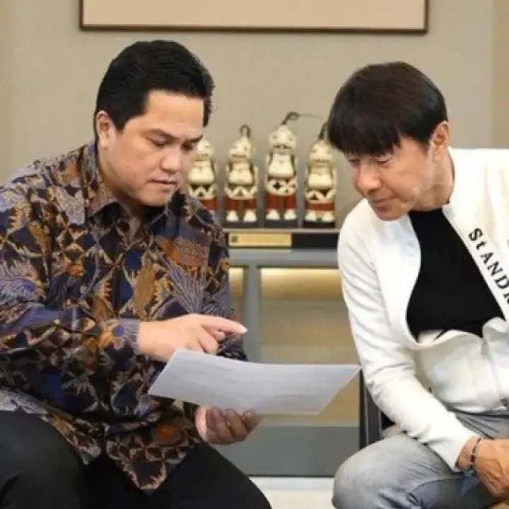 Erick Thohir Saling Follow Shin Tae-yong: Isyarat Kembali ke Timnas?