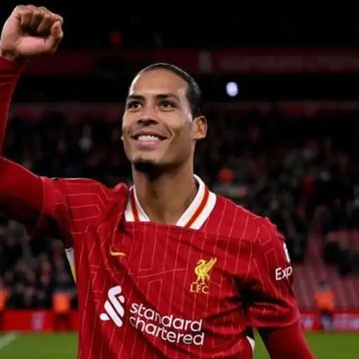 Van Dijk: Abaikan Kebisingan, Liverpool Harus Terus Bekerja