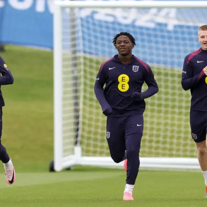 Agensi Cole Palmer & Mainoo Ancam Gugat Liga Inggris Atas Rencana Aturan Finansial Baru