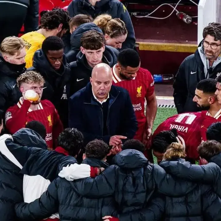 Arne Slot Akui Tanggung Jawab Atas Penurunan Performa Liverpool yang Membuat Musim Ini Sulit