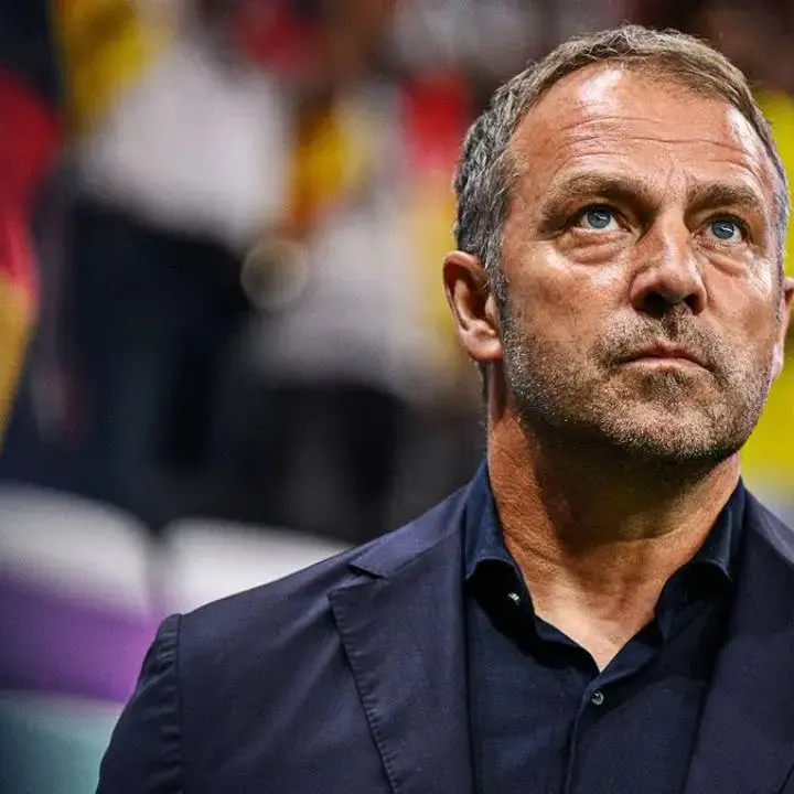 Hansi Flick Desak Barcelona Rekrut Bek Tengah Baru Jelang Piala Super Spanyol
