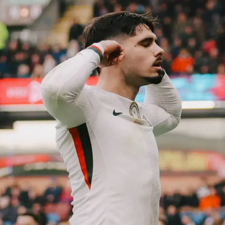 Chelsea Bungkam Burnley 2-0 di Turf Moor, The Blues Naik ke Posisi Kedua Liga Inggris