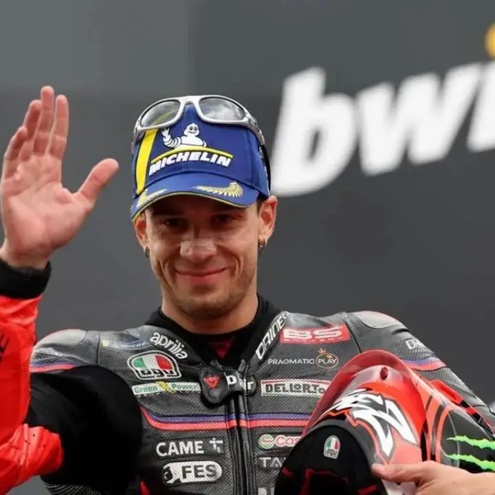 Marco Bezzecchi dan Aprilia Dinilai Siap Tantang Marc Marquez untuk Gelar MotoGP 2026