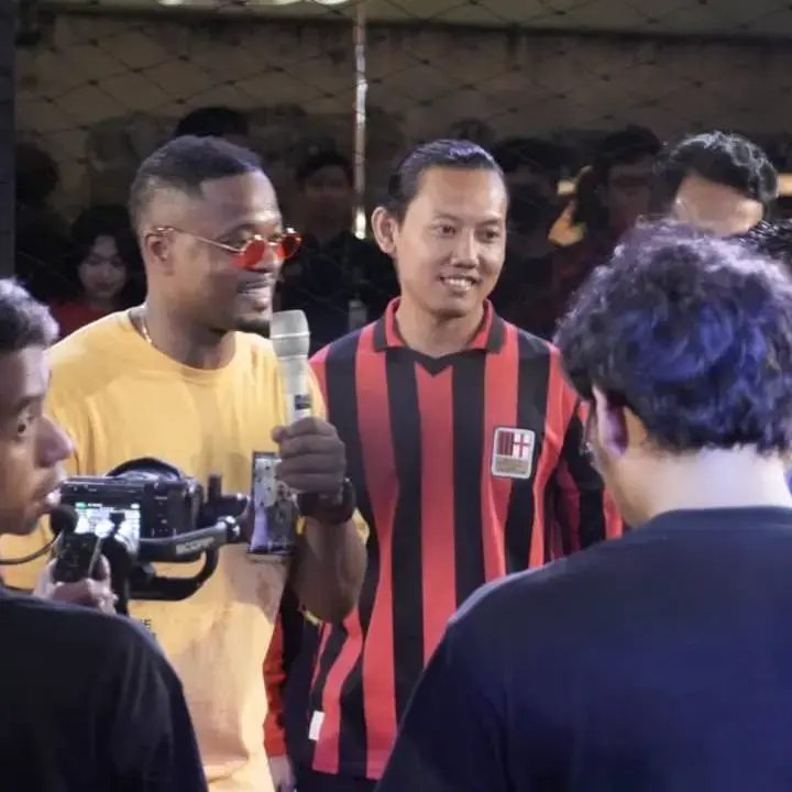 Patrice Evra Kunjungi Jakarta, Gelar Coaching Clinic dan Jadi Komentator Liga Kita Festival