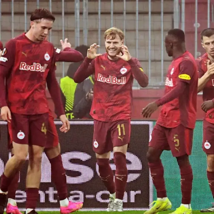 Performa Apik Dean James Tak Cukup Selamatkan Go Ahead Eagles dari Kekalahan 2-0 Atas RB Salzburg di Liga Eropa