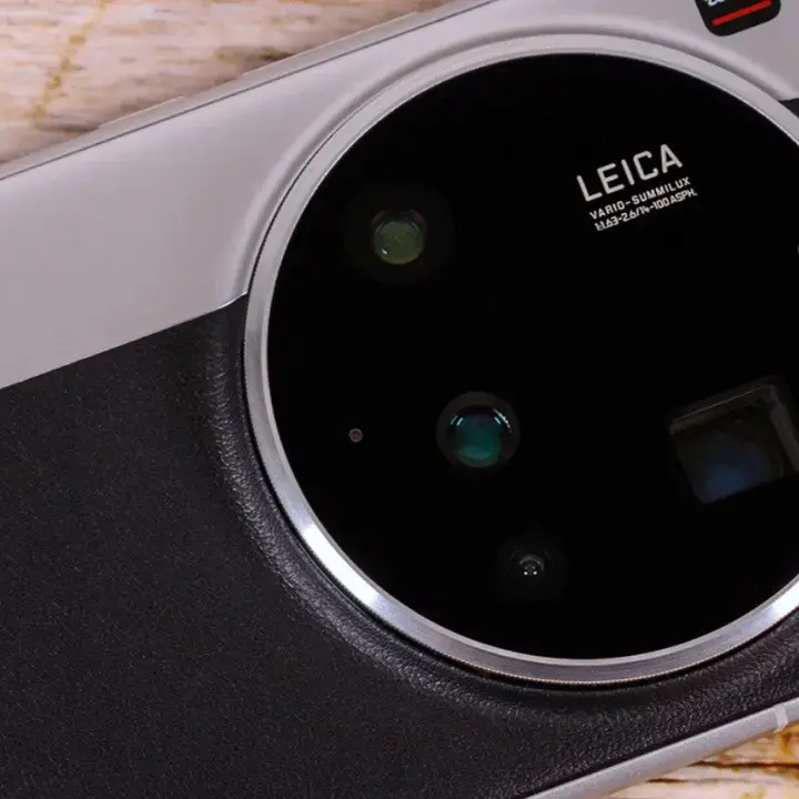 Bocoran Terbaru: Xiaomi 17 Ultra Hadir dengan Fitur Satelit & UWB, Kamera Canggih Jadi Andalan