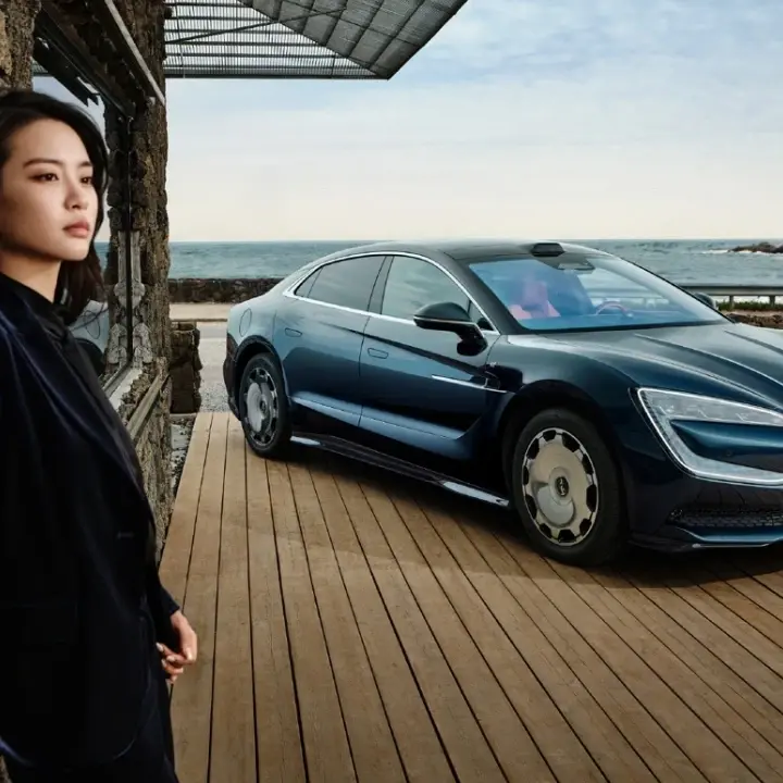 BYD Yangwang U7 Debut Warna Galaxy Blue di Guangzhou Auto Show: Sedan Premium EV & PHEV Mulai Rp1,32 Miliar