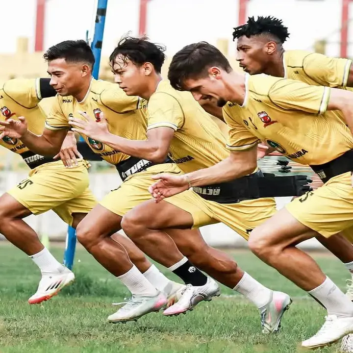 Carlos Parreira Bikin Pemain Madura United Yakin Hadapi Sisa Kompetisi, Ahmad Rusadi: Suasana Baru