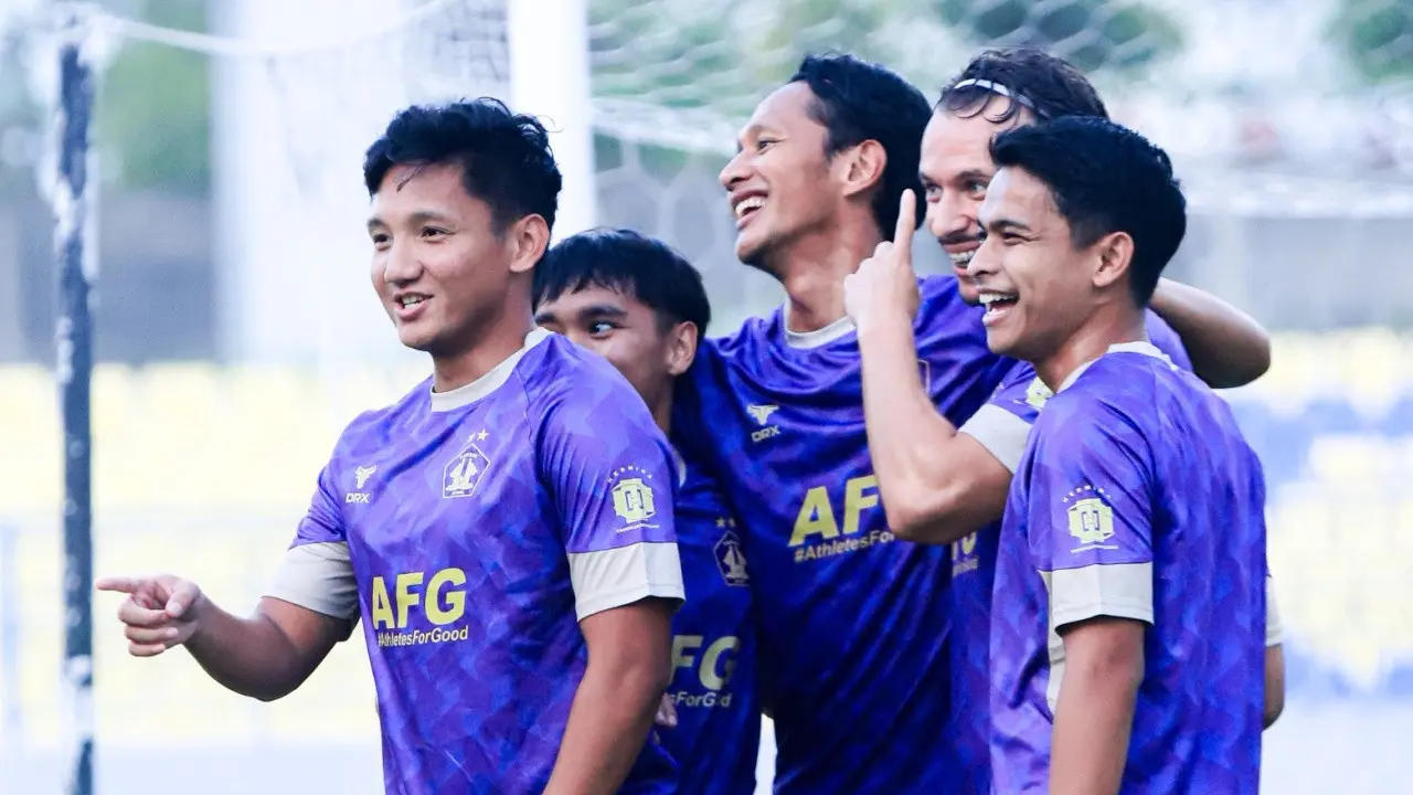Derby Jatim Geser Ke Gresik Persik Vs Persebaya Dipastikan Panas