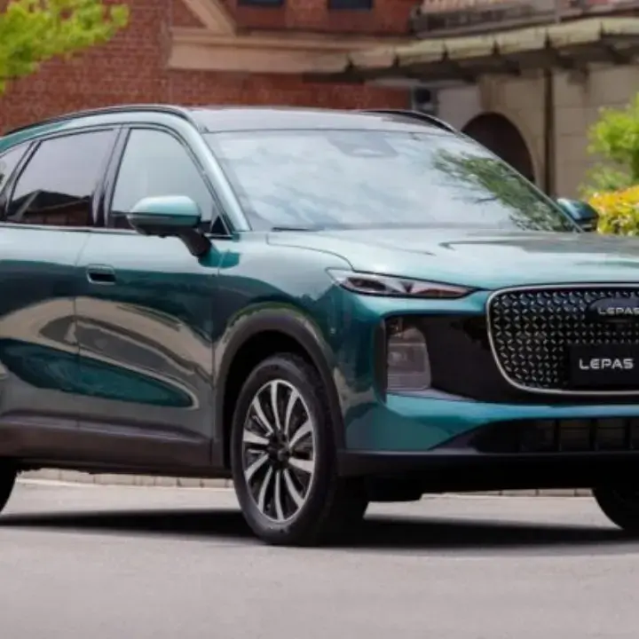 Lepas L8 SUV Hybrid Resmi Meluncur di Indonesia, Harga Pre-Booking Rp589 Juta untuk 100 Pemesan Pertama