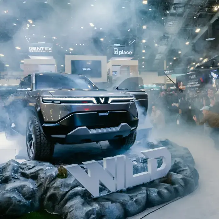 VinFast Bawa Limo Green dan VF Wild ke GJAW 2025, Siap Ramaikan Pasar MPV Listrik dan Pikap di Indonesia