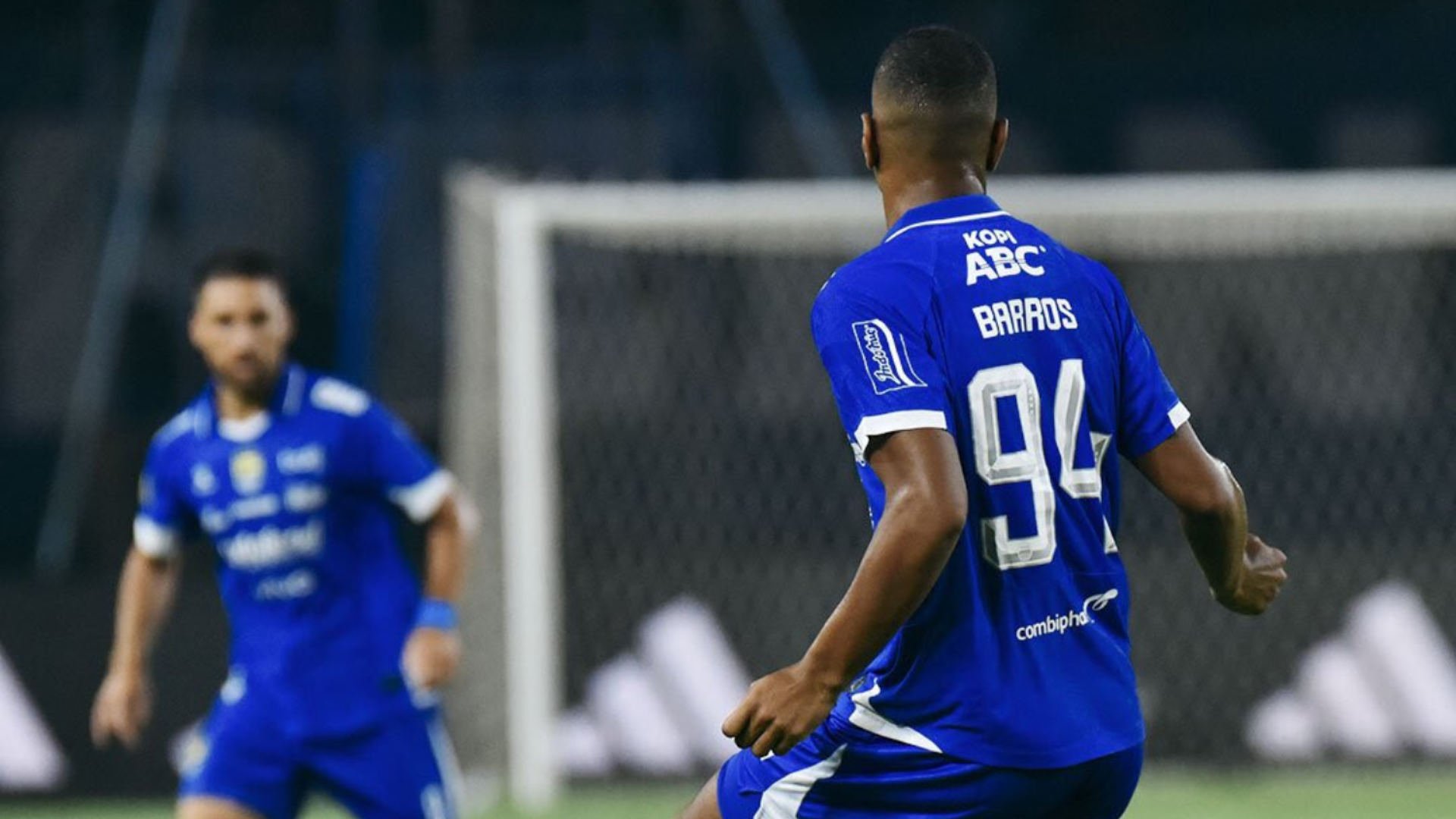 Bursa Transfer Persib_ Tiga Pemain Lokal dan Satu Asing Dirumorkan Hengkang