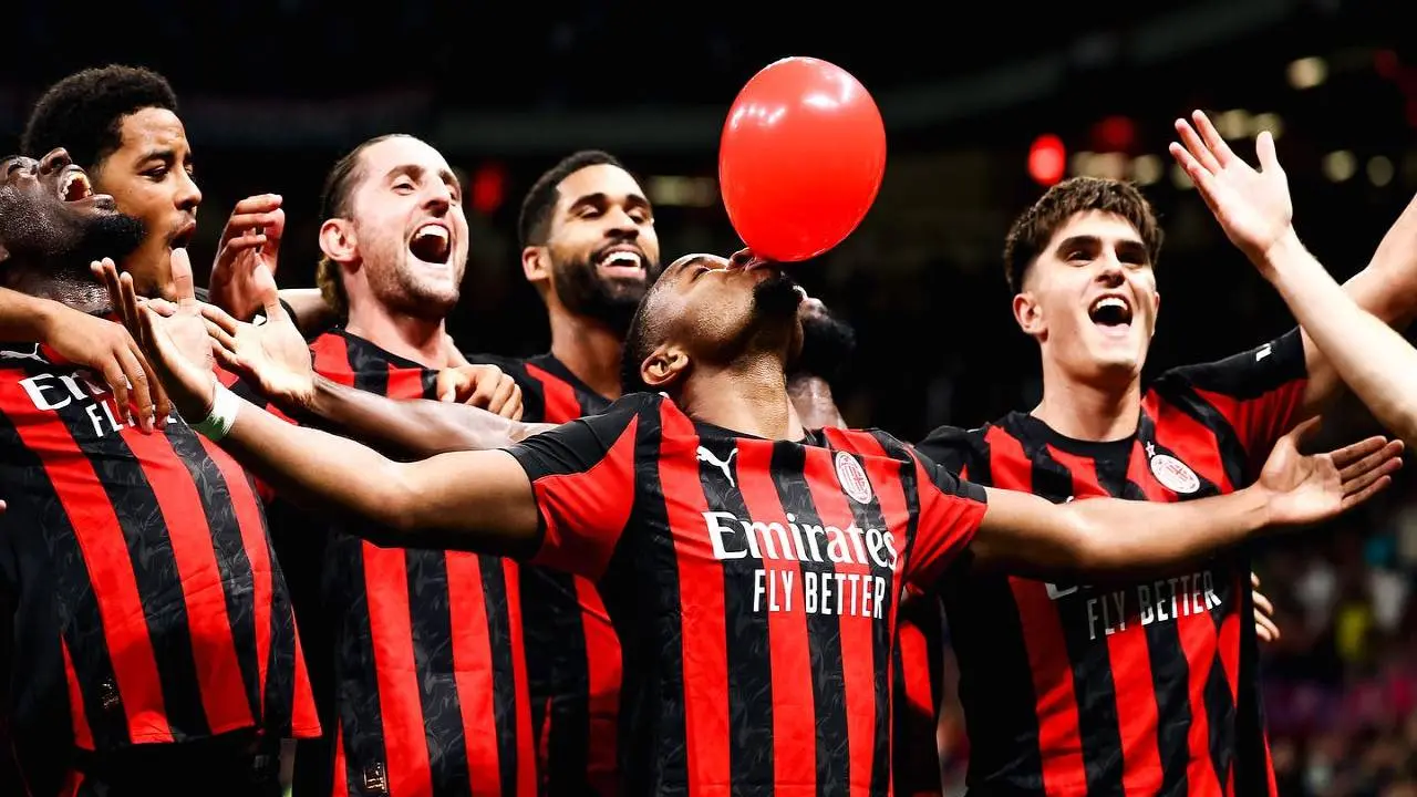 Fenerbahce Ajukan Tawaran Awal untuk Nkunku, AC Milan Tuntut Transfer Permanen
