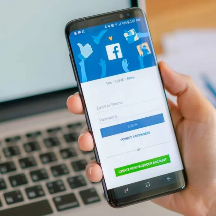 Meta Perbarui Tampilan Facebook, Menawarkan Desain Lebih Visual Mirip Instagram