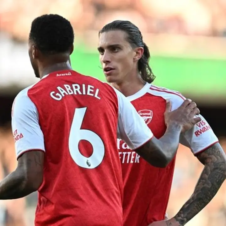 Sol Campbell Desak Arsenal Rekrut Bek Baru untuk Antisipasi Krisis Cedera di Lini Pertahanan