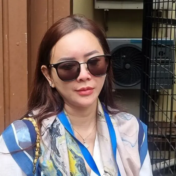 Aura Kasih Urus Perwalian Anak di PA Jaksel: Demi Visa Eropa, Ribet Tanya Ayahnya Mana
