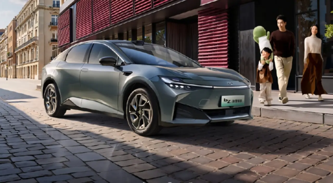 Toyota bZ3 Facelift Resmi Mengaspal di China, Bawa LiDAR dan ADAS Canggih Mulai Rp245 Juta