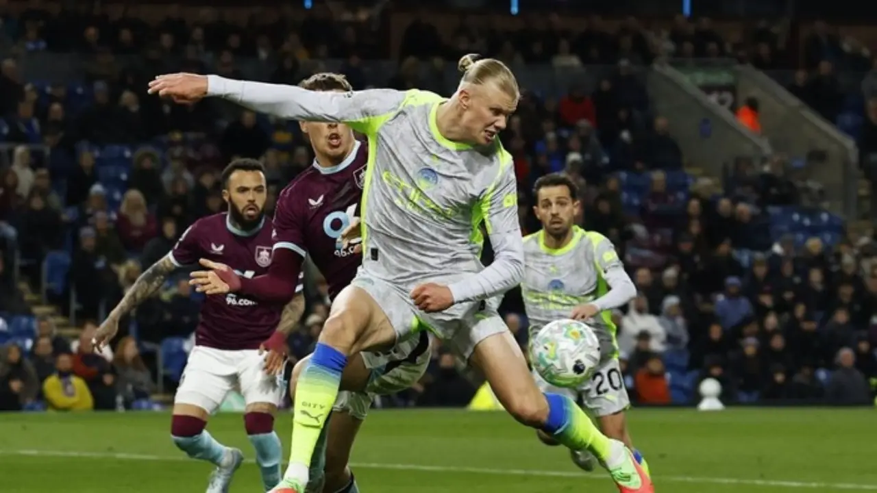 Klasemen Liga Inggris Terbaru: Manchester City Gusur Arsenal dari Puncak, Bournemouth dan Leeds United Bermain Imbang