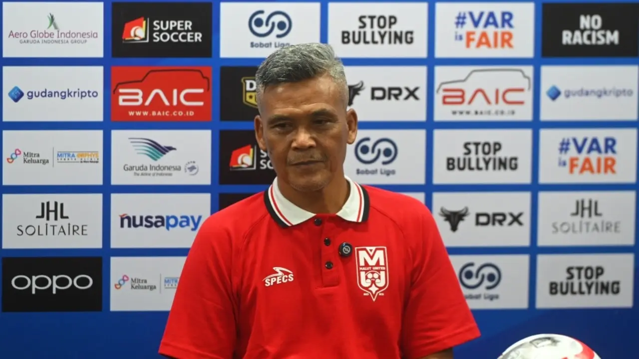 Psbs Biak Vs Malut United Hendri Susilo Optimistis Laskar Kie Raha Siap Amankan Tiga Poin Di Sleman