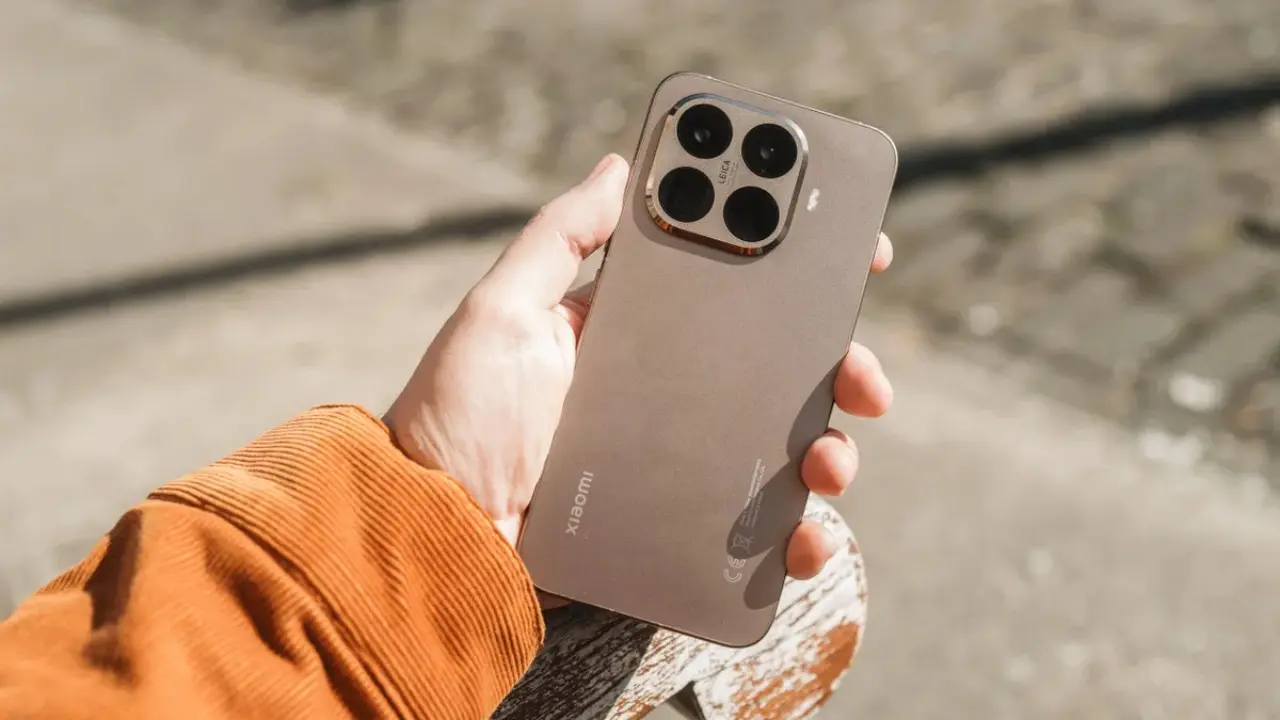 Xiaomi 15T Kebagian HyperOS 3.1 Berbasis Android 16, Ada Fitur Baru Mirip Dynamic Island