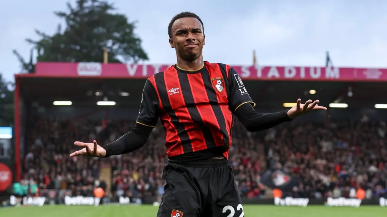 Bintang Muda Bournemouth Eli Junior Kroupi Bersinar dengan 13 Gol di Premier League Musim 2025/2026