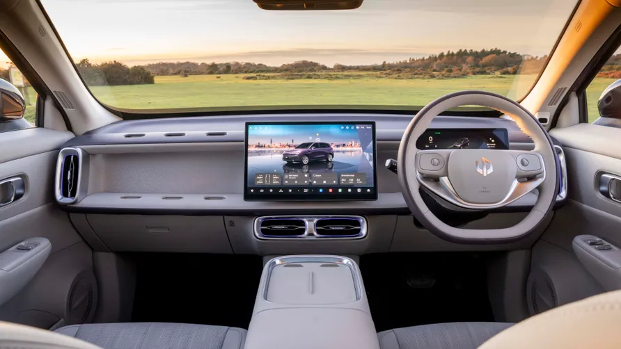 Desain Interior Leapmotor B10 Yang Akan Rilis Di Indonesia