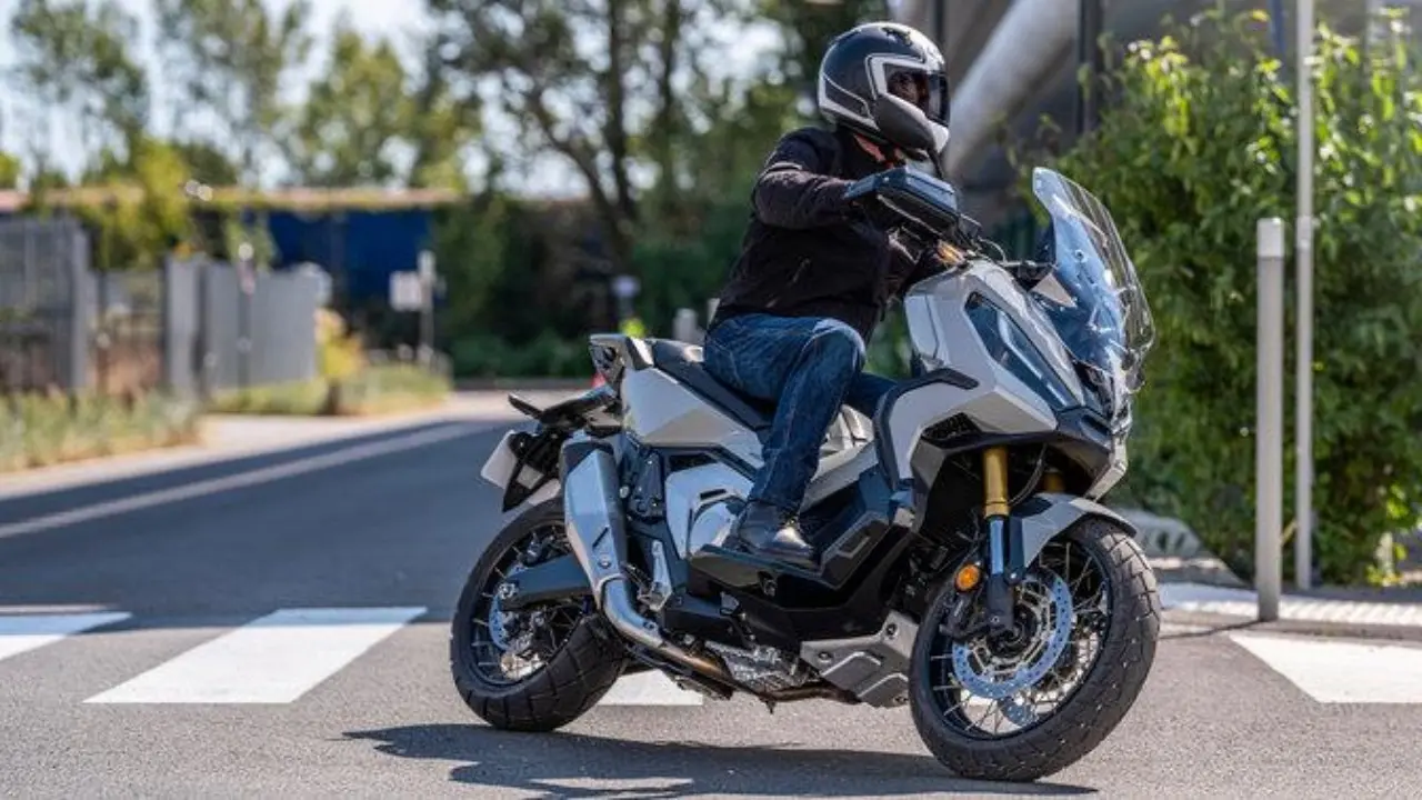 Honda X Adv 750 Ketika Skuter Petualang Tembus Rp 600 Jutaan