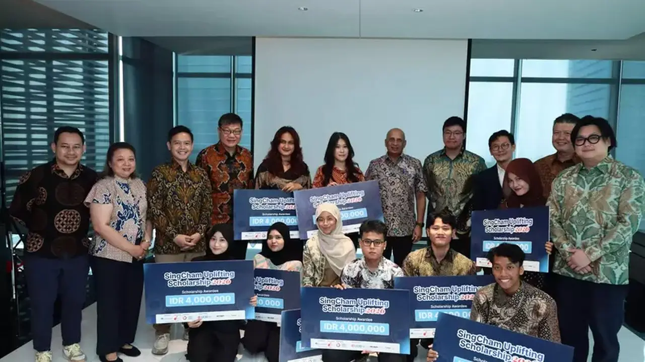 13 Mahasiswa Raih Beasiswa SingCham dan Peluang Magang di Perusahaan Singapura