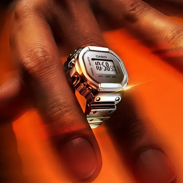Casio CRW-H001M-8: Smart Ring Bergaya Jam Digital Mini dengan Sensor Kesehatan Lengkap dan Baterai Awet