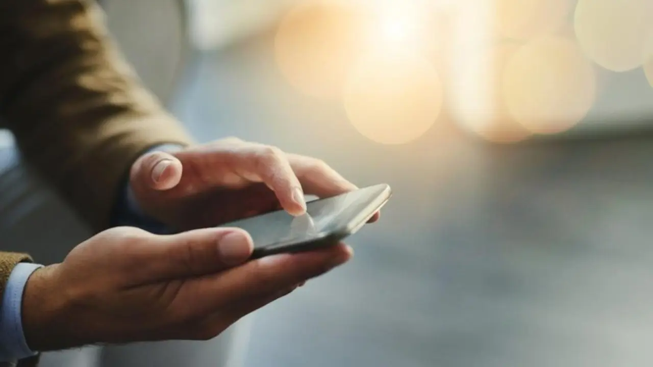 Fitur Ponsel Untuk Disabilitas Di Android Dan Iphone Panduan Lengkap Aksesibilitas Agar Smartphone Lebih Mudah Digunakan