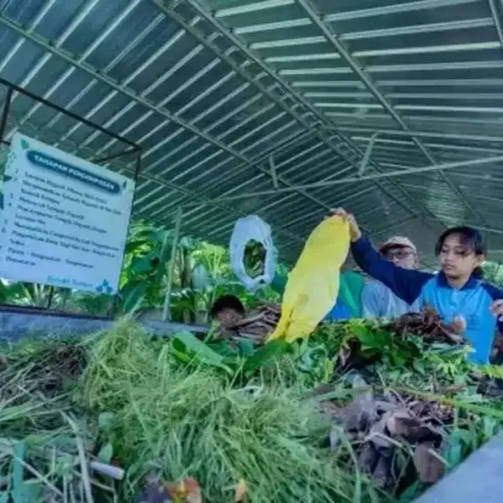 AMMAN Raih Penghargaan Lestari Awards Lewat Program Kelola Sampah Sekolah