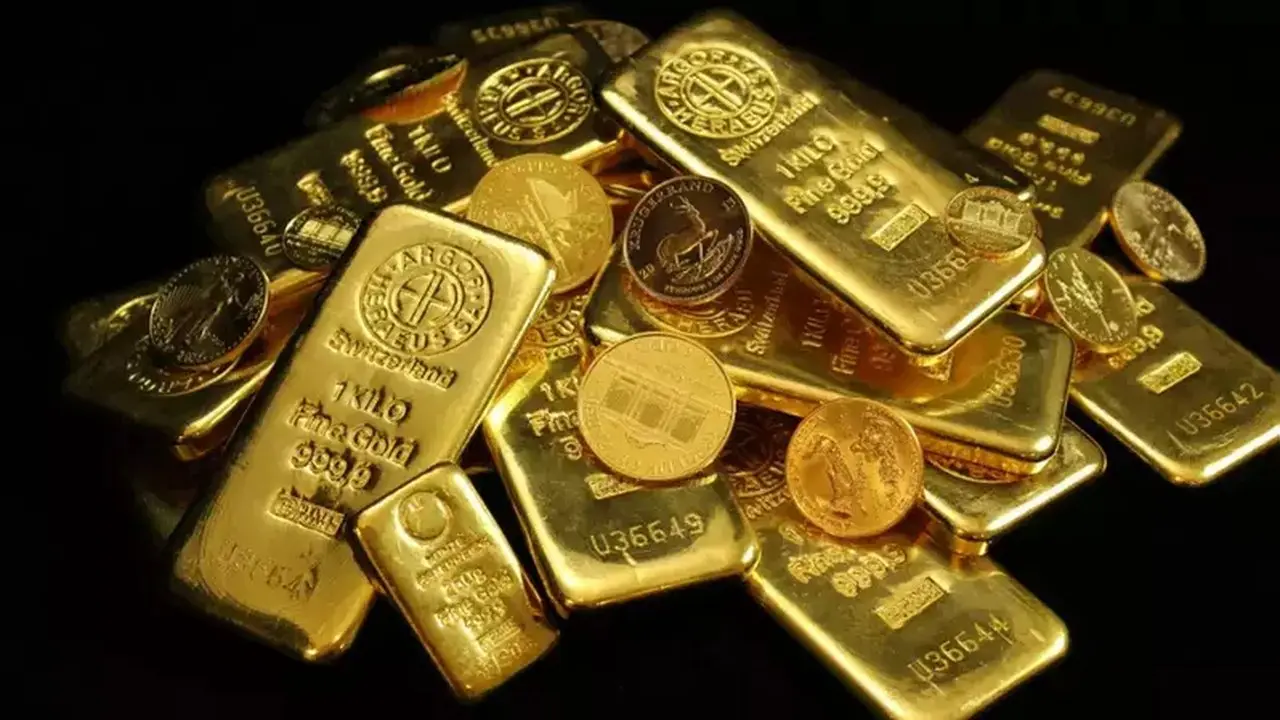 Analis: Tekanan Teknis dan Dolar Kuat Dorong Harga Emas Turun