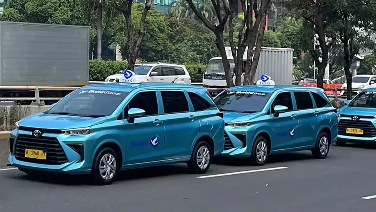 Anggota Dewan Komisaris Blue Bird Jual Jutaan Saham Senilai Rp78 Miliar