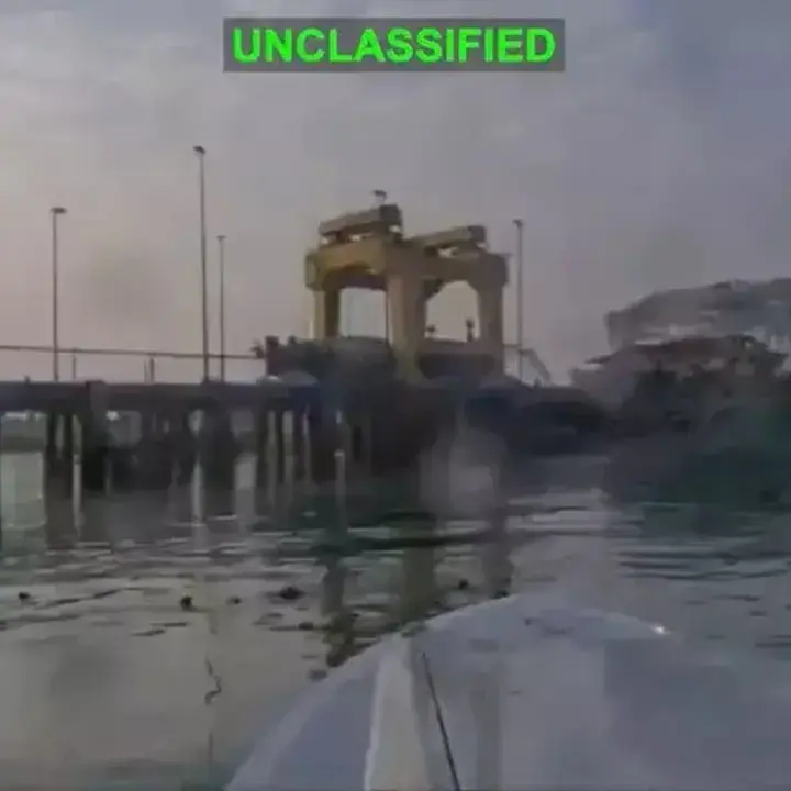 Baku Tembak Antara IRGC dan Pasukan AS Meletus di Selat Hormuz