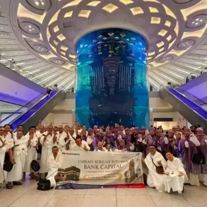 Bank Capital Berikan Apresiasi Umrah untuk 50 Nasabah Setia