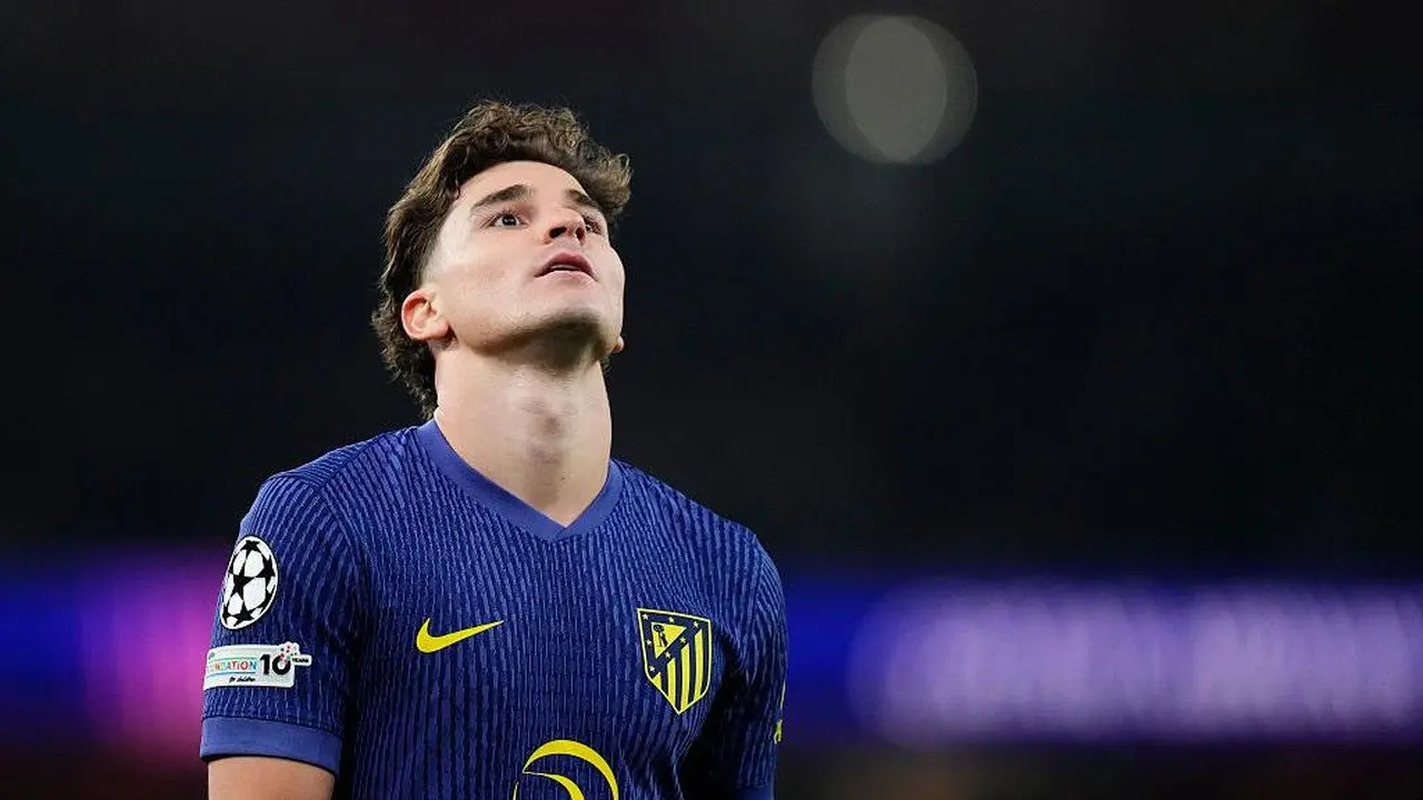 Barcelona Terseret FIFA dan RFEF Akibat Laporan Atletico Madrid soal Julian Alvarez