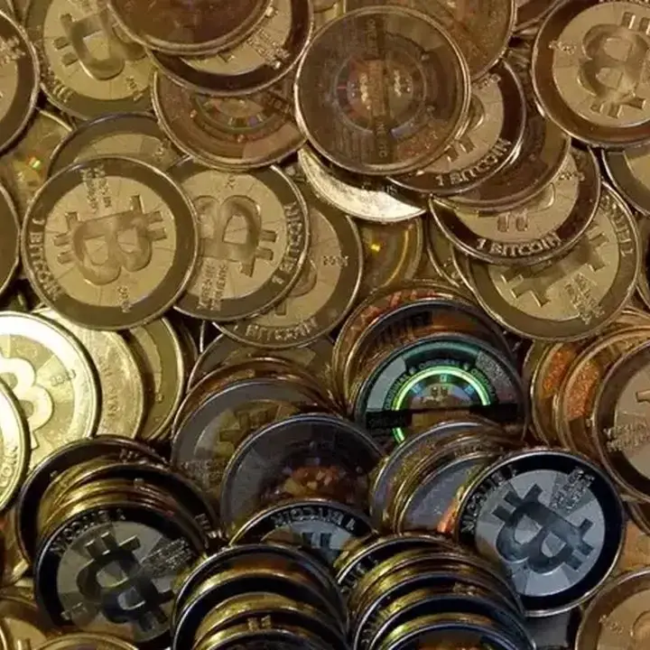 Bitcoin Melemah di Asia Jelang Keputusan Suku Bunga The Fed