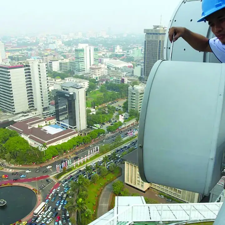 BRI Danareksa Pertahankan Rekomendasi, Tetapkan Target Harga TLKM, ISAT, EXCL