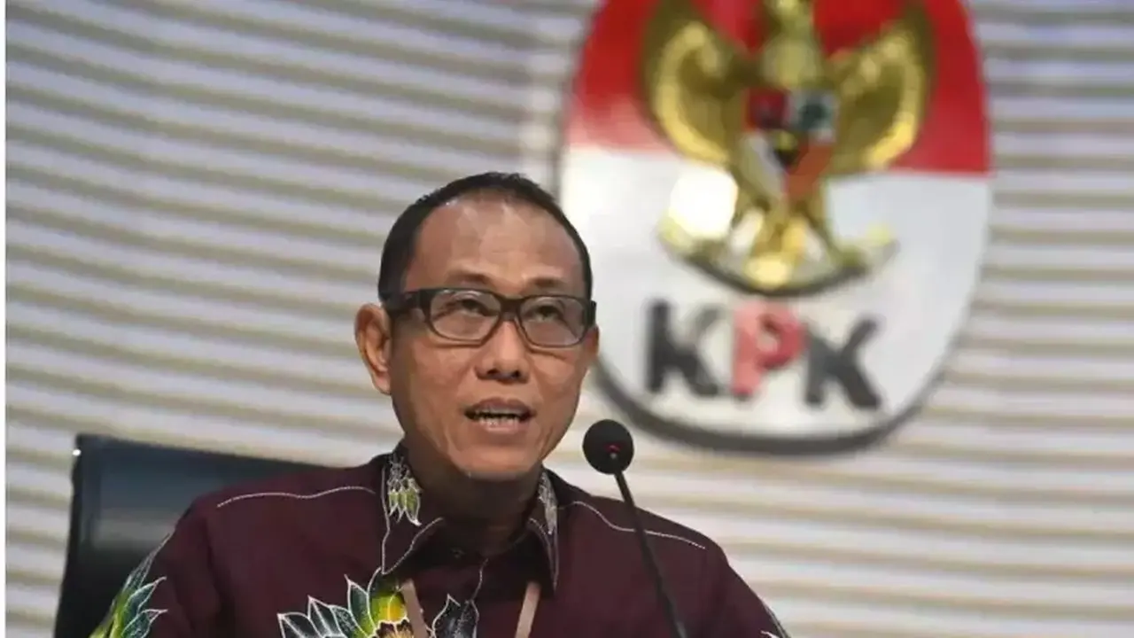 Bupati Lombok Barat Diduga Terima Rp12,4 Miliar dari Praktik Korupsi
