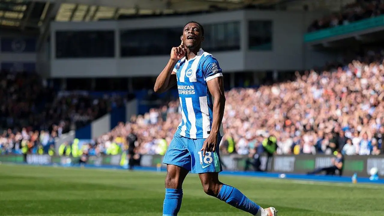 Chelsea Incar Danny Welbeck, Xabi Alonso Butuh Pengalaman di Lini Depan