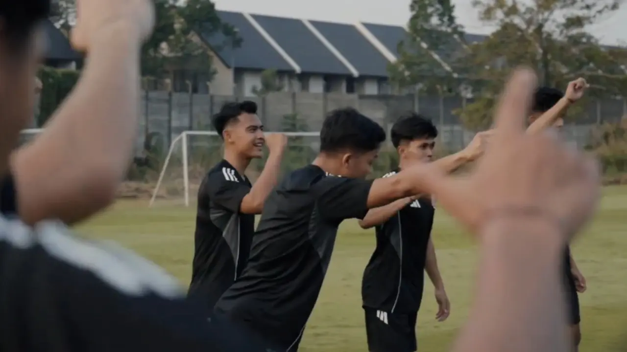 Shin Tae Yong Pimpin Latihan Perdana Persija