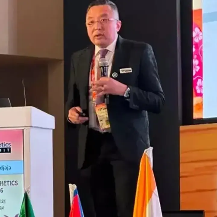 Dokter Indonesia Pamerkan Teknik Thread Lift Double Pyramid di Forum Internasional