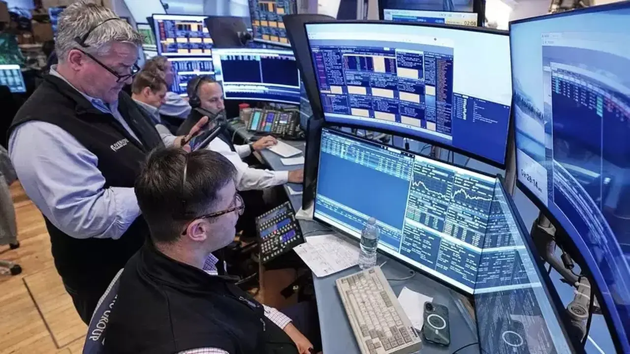 Dow Jones Menguat Didorong Saham Chip, Wall Street Akhiri Pelemahan